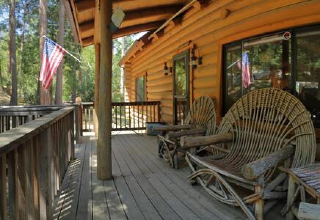 Eagles Nest - Natural Log Cabin With Guest House Idyllwild Eksteriør billede