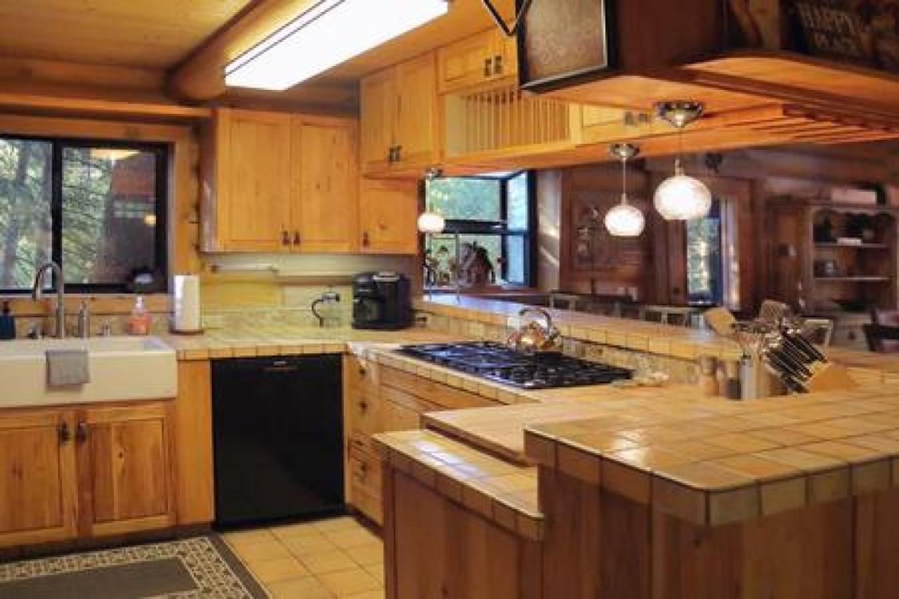 Eagles Nest - Natural Log Cabin With Guest House Idyllwild Eksteriør billede