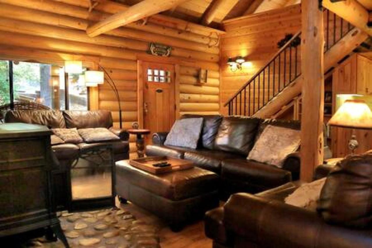 Eagles Nest - Natural Log Cabin With Guest House Idyllwild Eksteriør billede